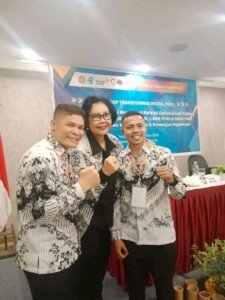 Ketua PB PGRI Pusat Prof Prof. Dr. Unifah Rosyidi, M.Pd pada Konferensi Provinsi Papua di Hotel Grand Abe Jayapura